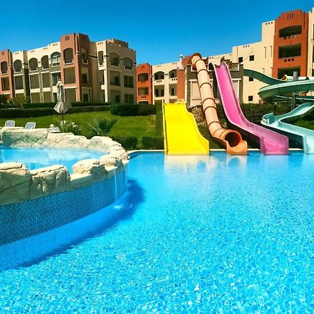 Oyster Bay Beach Resort Abu Dabab Exteriér fotografie