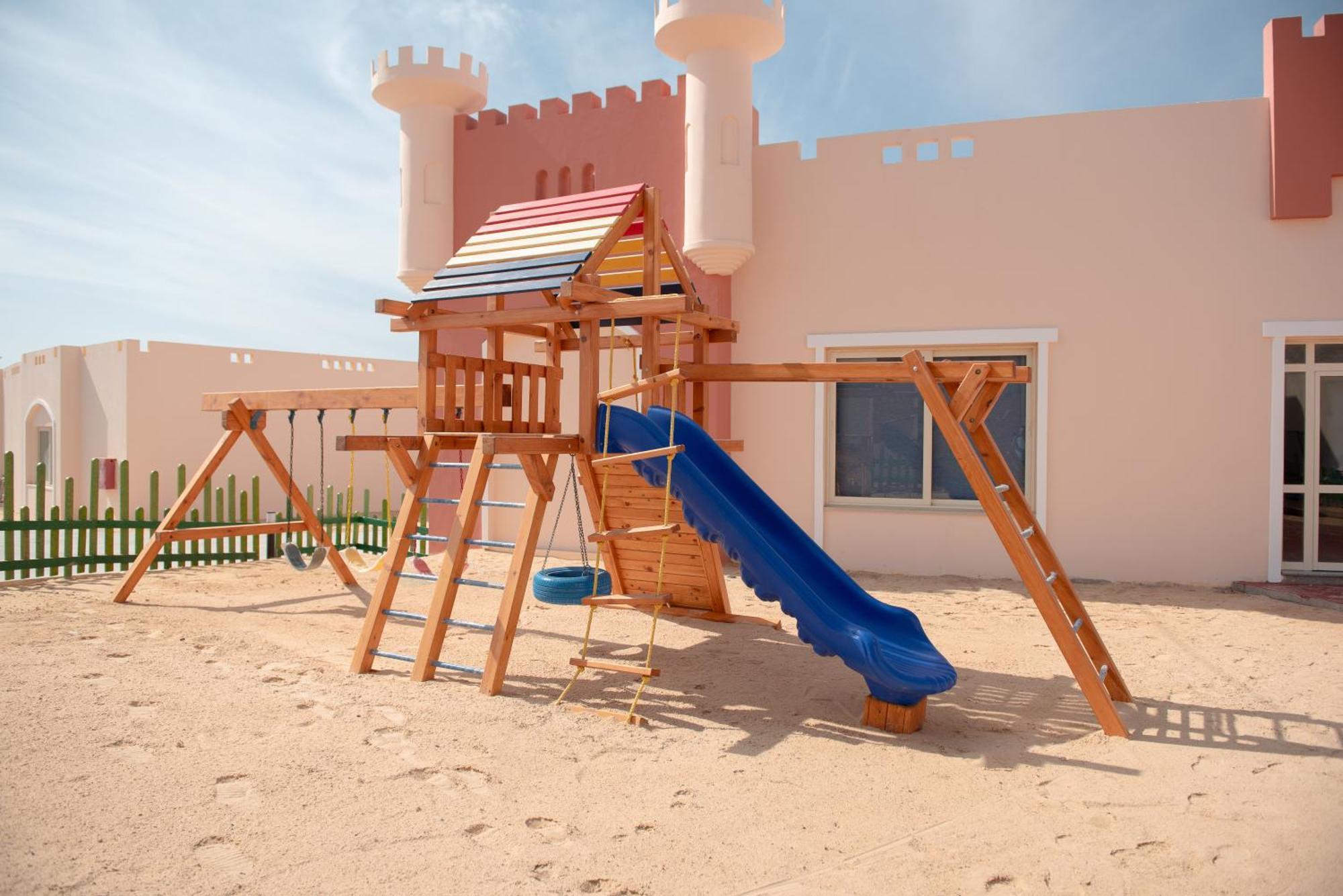 Oyster Bay Beach Resort Abu Dabab Exteriér fotografie