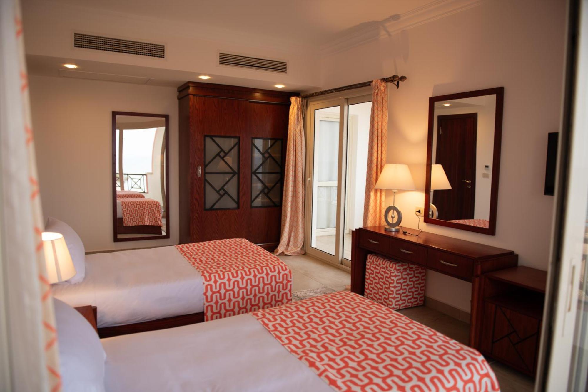 Oyster Bay Beach Resort Abu Dabab Exteriér fotografie