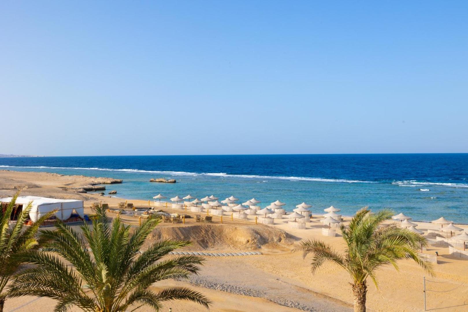 Oyster Bay Beach Resort Abu Dabab Exteriér fotografie