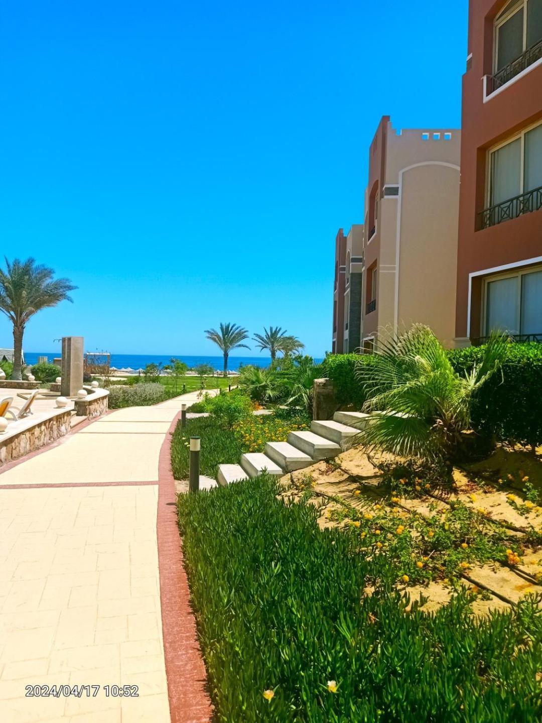 Oyster Bay Beach Resort Abu Dabab Exteriér fotografie