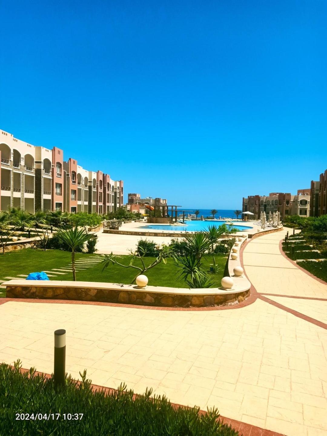 Oyster Bay Beach Resort Abu Dabab Exteriér fotografie