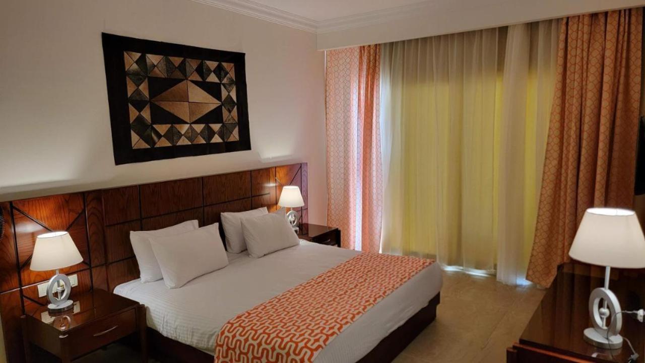 Oyster Bay Beach Resort Abu Dabab Exteriér fotografie