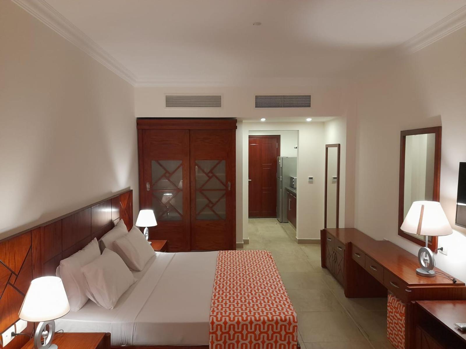 Oyster Bay Beach Resort Abu Dabab Exteriér fotografie