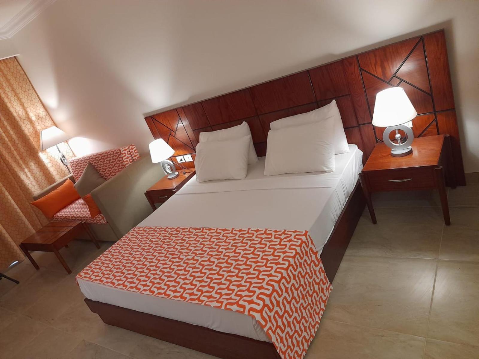 Oyster Bay Beach Resort Abu Dabab Exteriér fotografie