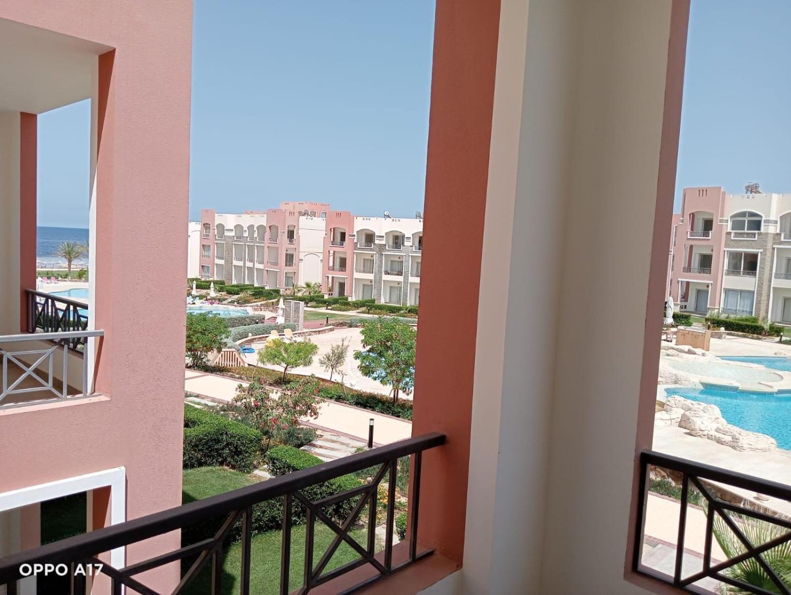 Oyster Bay Beach Resort Abu Dabab Exteriér fotografie